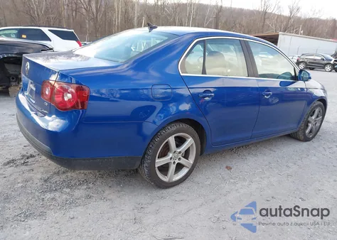 2008 Volkswagen Jetta Se/Sel z USA, uszkodzony, nr VIN 3VWRM71K68M059483